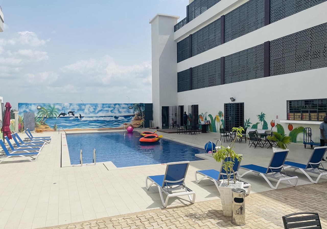 Onyx Hotel Yamoussoukro Exterior photo